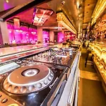Rocks & Casino Hotel 5*