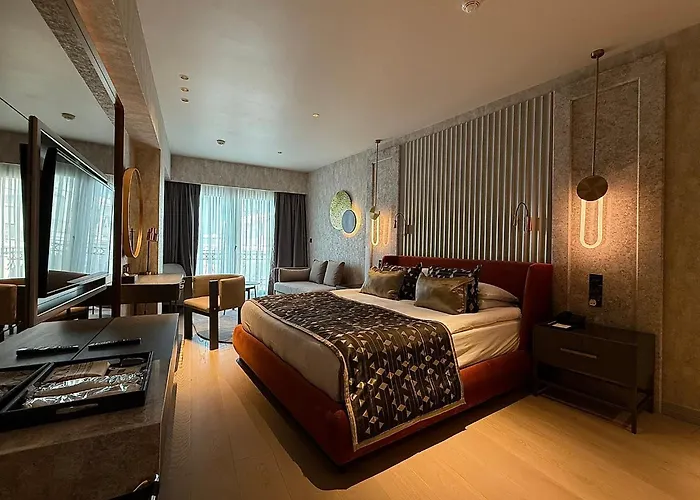 Rocks & Casino Otel Girne