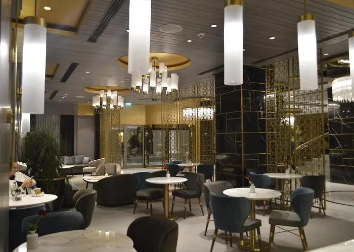 Rocks & Casino Otel 5*