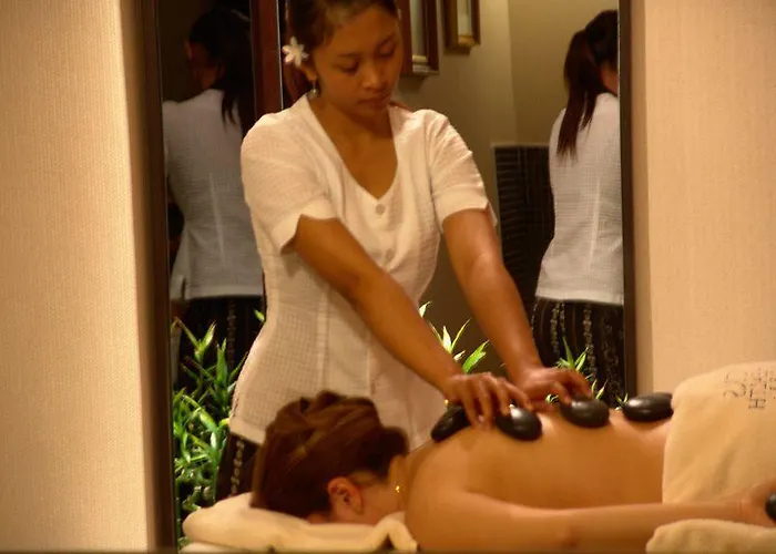 Rocks & Casino Otel Girne