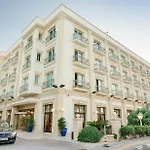 Rocks & Casino Hotel Kirenia