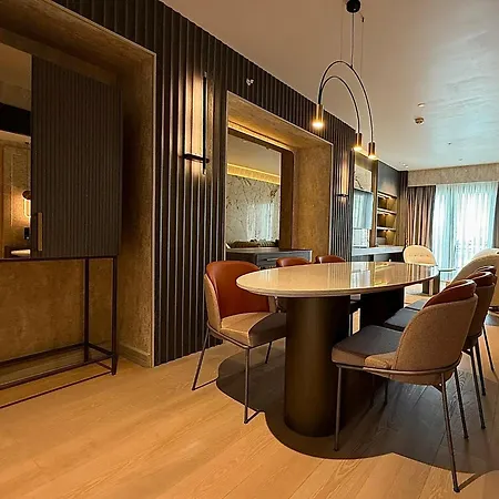 Rocks & Casino Hotell