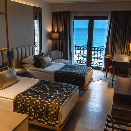 Rocks & Casino 5*