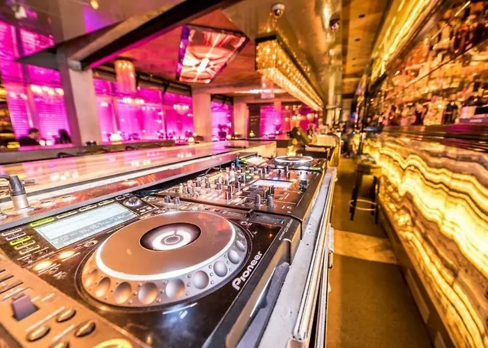 Rocks & Casino ホテル 5*