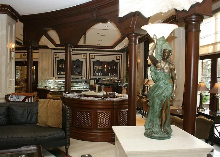 Rocks & Casino Hotel Kyrenia (Northern Cyprus)