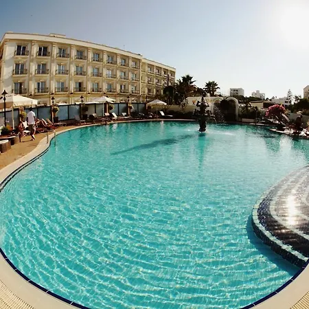 Rocks & Casino 5*