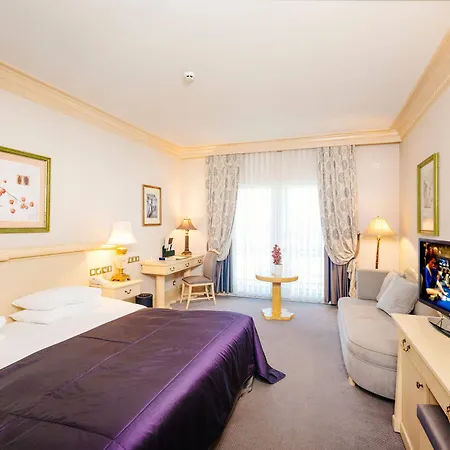 Hotel Rocks & Casino