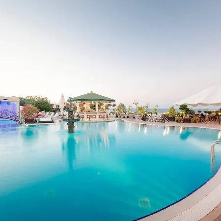 Rocks & Casino 5*
