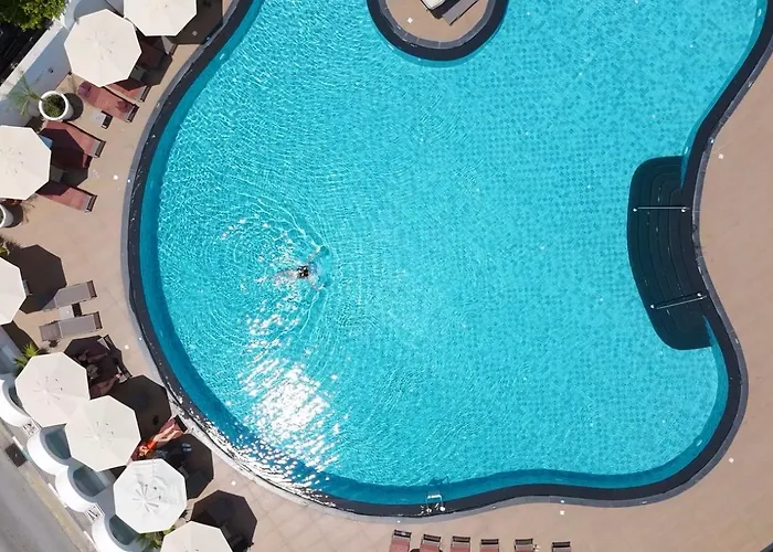 Ξενοδοχείο Rocks & Casino